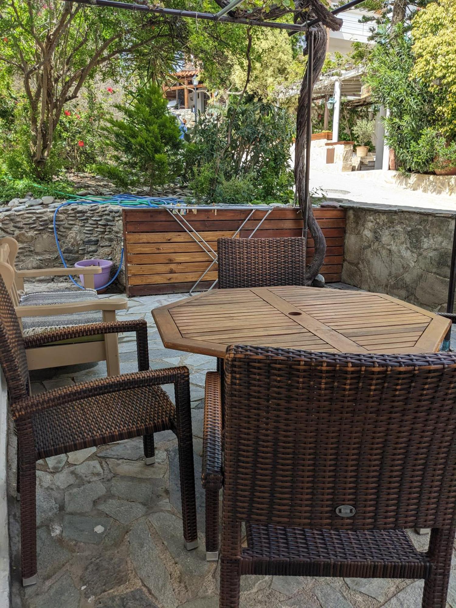 Pension Irene Sougia Exterior foto